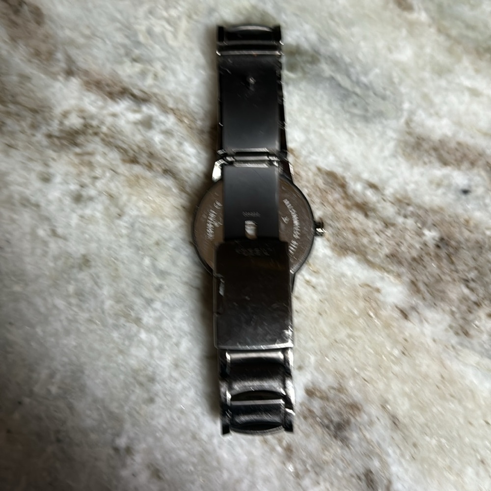FOSSIL WATCH - Picture 2 of 4